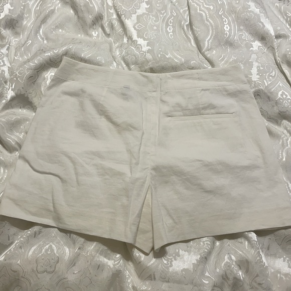 Theory mini white shorts size 6 - Picture 5 of 5